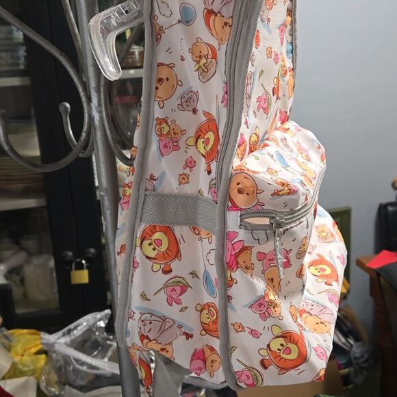 Disney Tsum Tsum Winnie the Pooh backpack - Picture 4 of 11